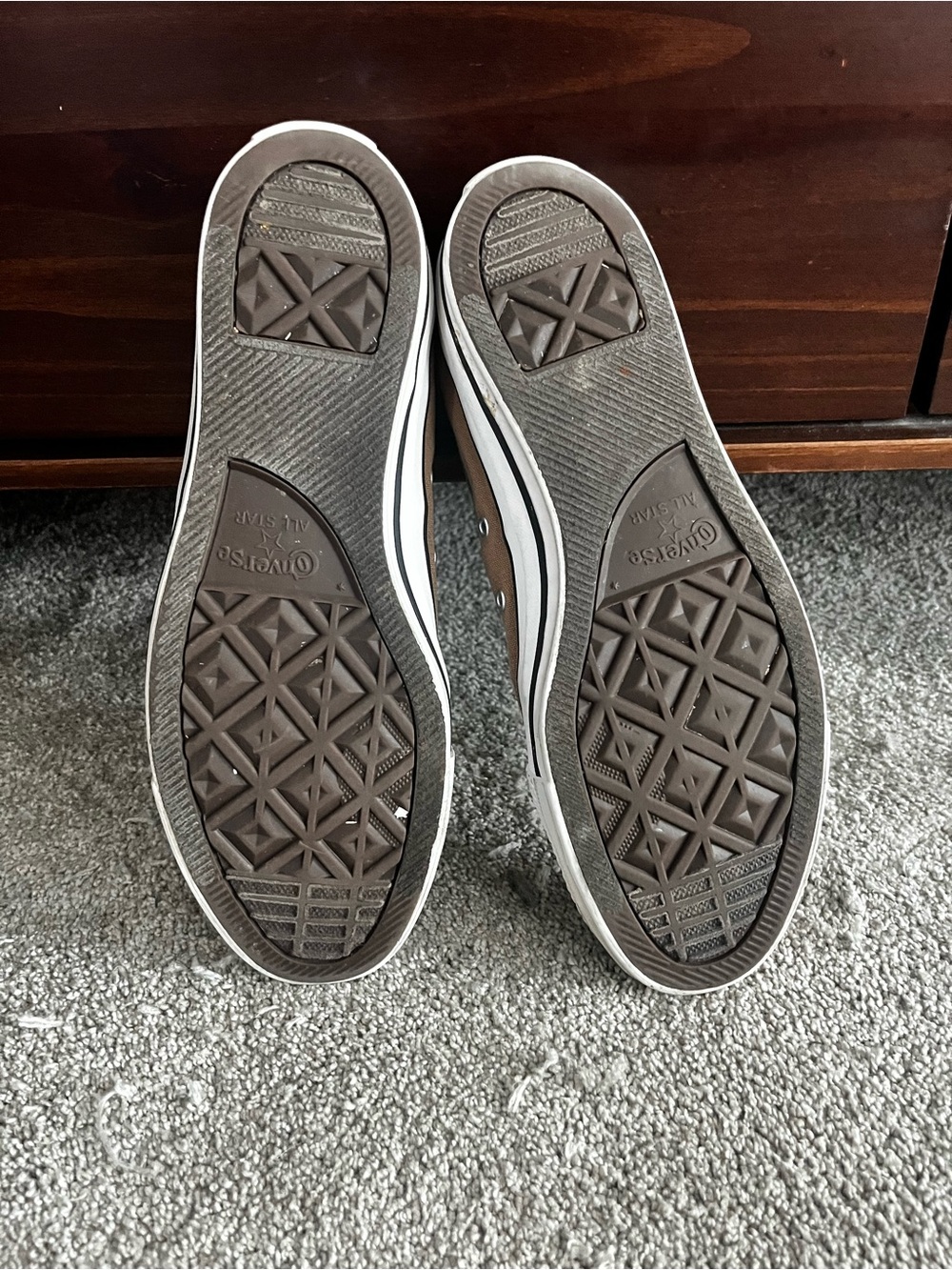 Converse Low-Top Sneakers in Brown and White - Picture 4 of 4